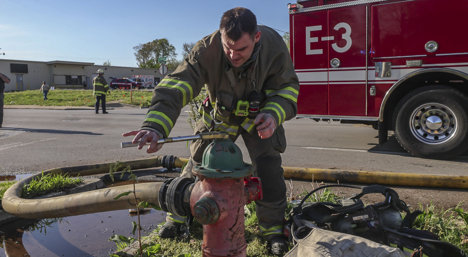 Warehouse fire13 050121.JPG